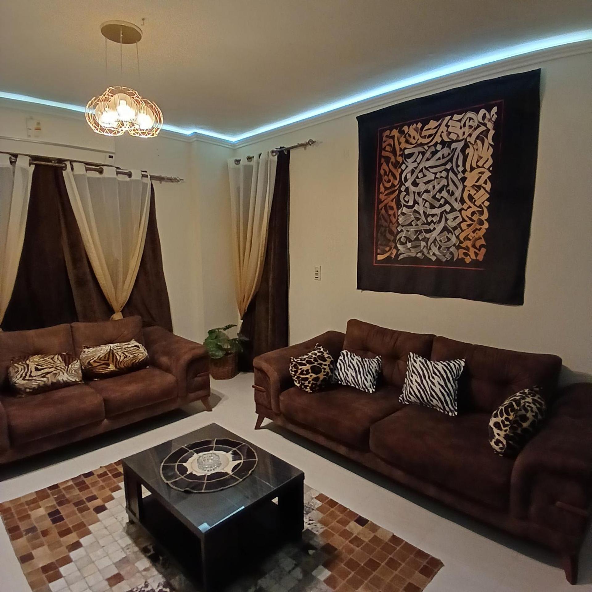 Apartment Fabulous Near Gate 20 - El Rehab *